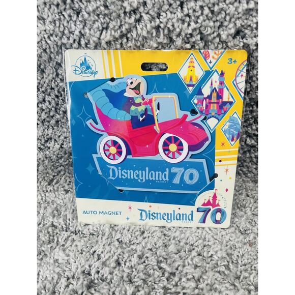 Disneyland Resort 70th Anniversary Car Magnet Mr Toads Wild Ride Brand New - Picture 7 of 10